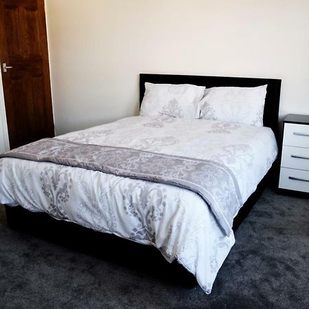 Central 2 Bed Apartment Leicester Exterior photo